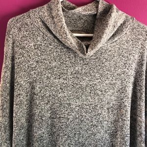 cute grey poncho/top